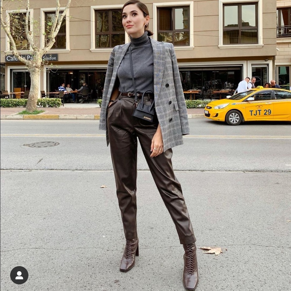 Zara lace leather ankle boots bloggers favorite